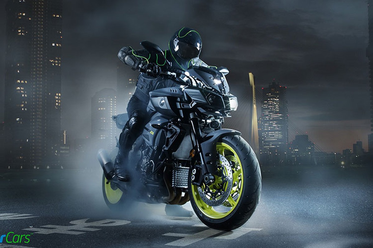 Nakedbike Yamaha MT-10 2016 co gia gan 300 trieu dong